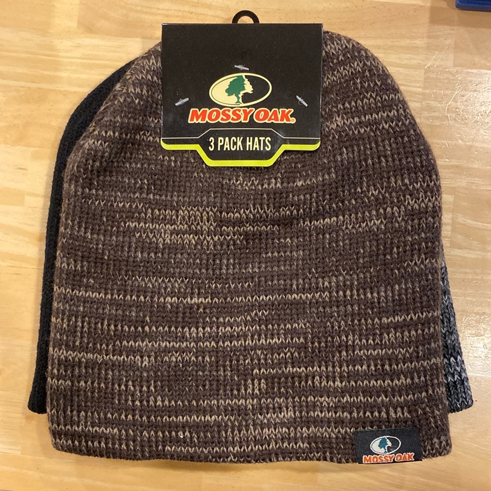 New three pack of mossy Oak beanies, brown, black and gray colors